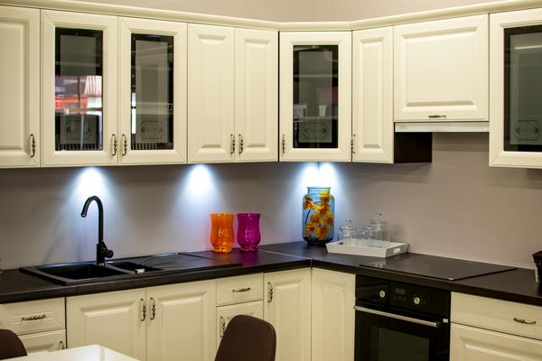 Top Eco-Friendly Materials for Sustainable Kitchen Cabinets in the UK